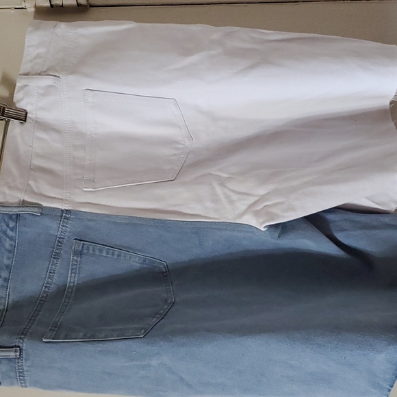 Ashley Stewart Denim Shorts - Picture 3 of 3